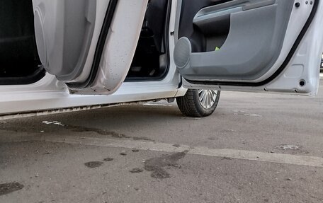 Toyota Aqua I, 2012 год, 800 000 рублей, 16 фотография