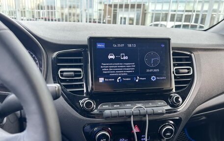 Hyundai Solaris II рестайлинг, 2021 год, 1 300 000 рублей, 11 фотография