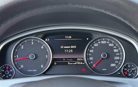 Volkswagen Touareg III, 2013 год, 2 300 000 рублей, 16 фотография