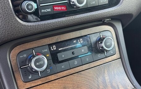 Volkswagen Touareg III, 2013 год, 2 300 000 рублей, 20 фотография