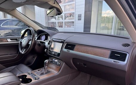 Volkswagen Touareg III, 2013 год, 2 300 000 рублей, 32 фотография