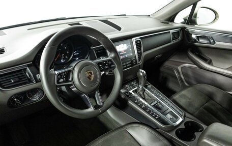Porsche Macan I рестайлинг, 2017 год, 3 649 700 рублей, 11 фотография