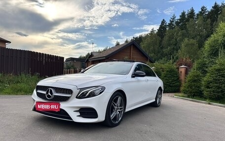 Mercedes-Benz E-Класс, 2019 год, 4 300 000 рублей, 1 фотография