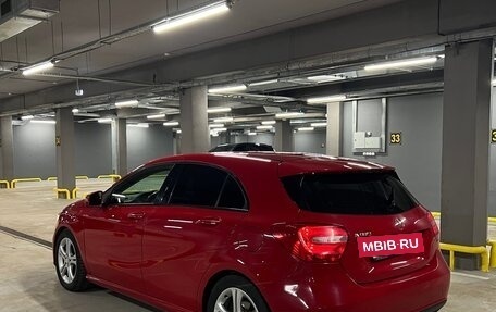 Mercedes-Benz A-Класс, 2013 год, 1 135 000 рублей, 2 фотография
