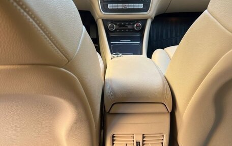 Mercedes-Benz GLA, 2019 год, 2 700 000 рублей, 13 фотография