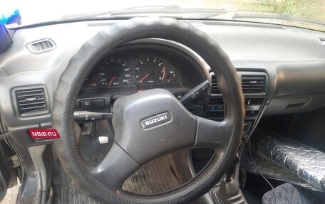 Suzuki Swift II, 1994 год, 200 000 рублей, 3 фотография