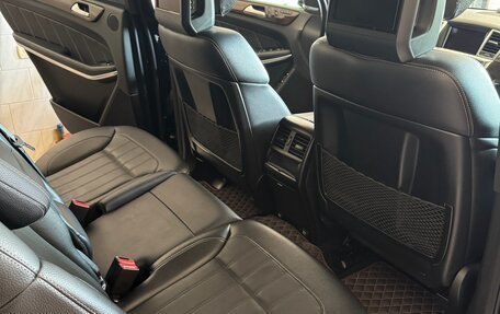 Mercedes-Benz GL-Класс, 2013 год, 3 600 000 рублей, 17 фотография