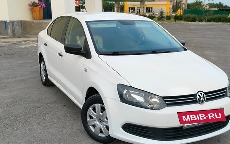 Volkswagen Polo VI (EU Market), 2013 год, 700 000 рублей, 5 фотография