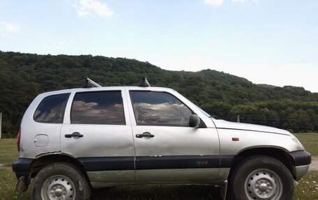 Chevrolet Niva I рестайлинг, 2003 год, 280 000 рублей, 6 фотография