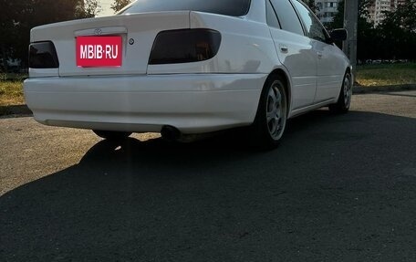 Toyota Carina, 2001 год, 555 000 рублей, 3 фотография