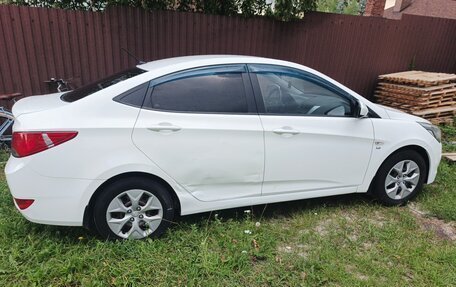 Hyundai Solaris II рестайлинг, 2016 год, 750 000 рублей, 3 фотография