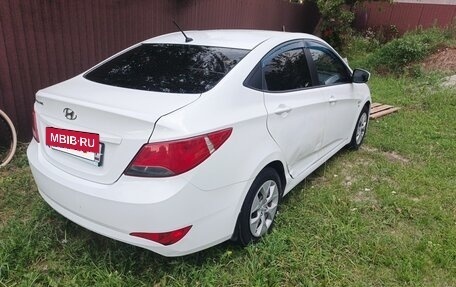 Hyundai Solaris II рестайлинг, 2016 год, 750 000 рублей, 5 фотография