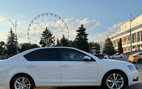 Skoda Octavia, 2019 год, 1 900 000 рублей, 2 фотография