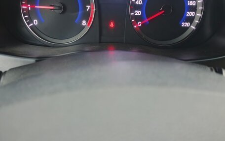 Hyundai Solaris II рестайлинг, 2016 год, 750 000 рублей, 11 фотография