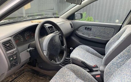 Nissan Almera, 1998 год, 250 000 рублей, 4 фотография