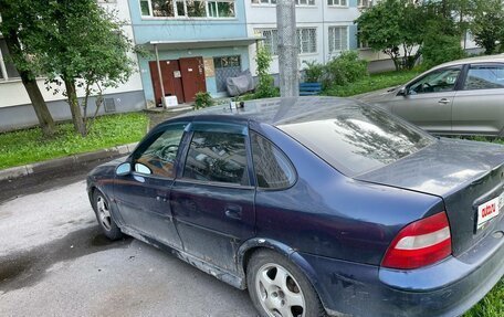 Opel Vectra B рестайлинг, 1998 год, 110 000 рублей, 4 фотография