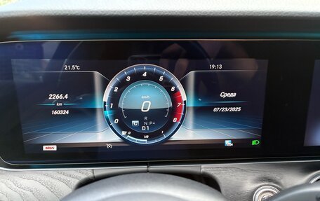 Mercedes-Benz E-Класс, 2019 год, 4 300 000 рублей, 26 фотография