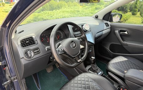 Volkswagen Polo VI (EU Market), 2017 год, 1 110 000 рублей, 8 фотография