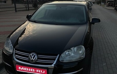 Volkswagen Jetta VI, 2010 год, 750 000 рублей, 1 фотография