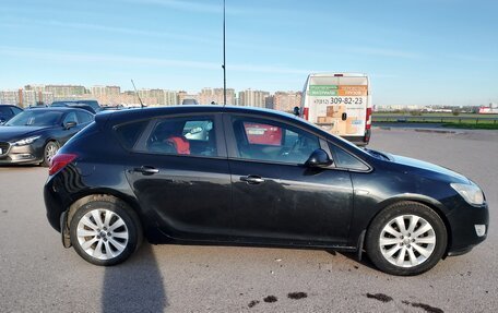 Opel Astra J, 2011 год, 600 000 рублей, 9 фотография
