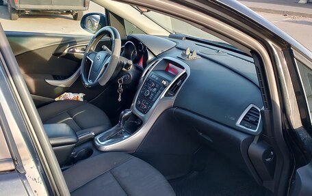 Opel Astra J, 2011 год, 600 000 рублей, 11 фотография