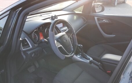 Opel Astra J, 2011 год, 600 000 рублей, 1 фотография
