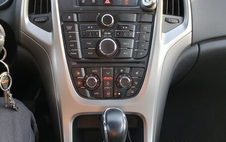 Opel Astra J, 2011 год, 600 000 рублей, 5 фотография