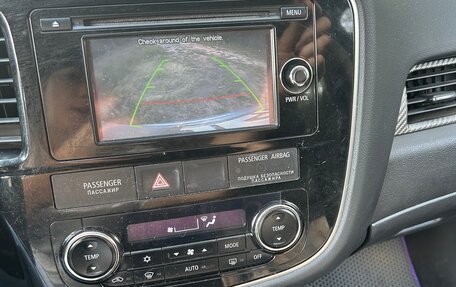 Mitsubishi Outlander III рестайлинг 3, 2012 год, 1 300 000 рублей, 5 фотография