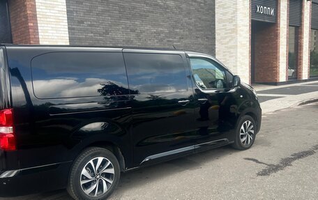 Peugeot Traveller I, 2018 год, 3 200 000 рублей, 3 фотография