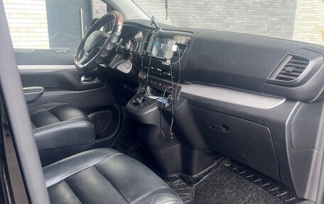 Peugeot Traveller I, 2018 год, 3 200 000 рублей, 11 фотография