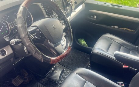 Peugeot Traveller I, 2018 год, 3 200 000 рублей, 14 фотография