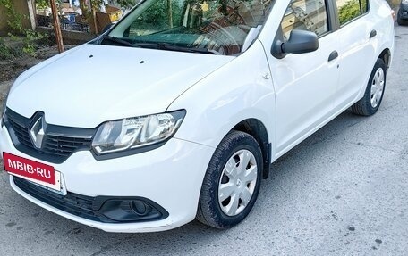 Renault Logan II, 2017 год, 895 000 рублей, 22 фотография