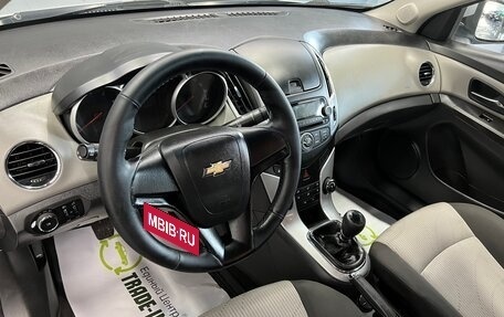 Chevrolet Cruze II, 2013 год, 745 000 рублей, 8 фотография