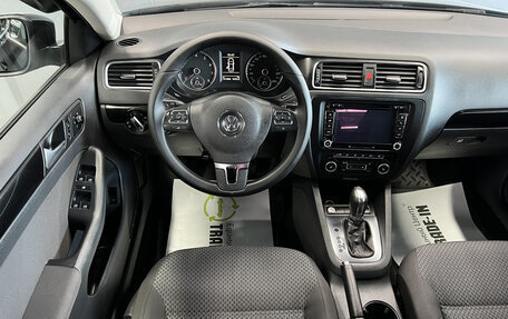 Volkswagen Jetta VI, 2012 год, 995 000 рублей, 11 фотография