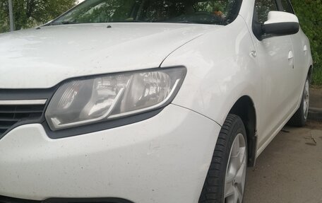 Renault Logan II, 2017 год, 720 000 рублей, 3 фотография