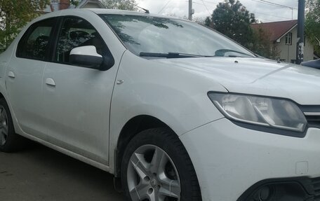 Renault Logan II, 2017 год, 720 000 рублей, 13 фотография