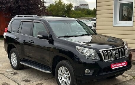 Toyota Land Cruiser Prado 150 рестайлинг 2, 2010 год, 3 090 000 рублей, 3 фотография