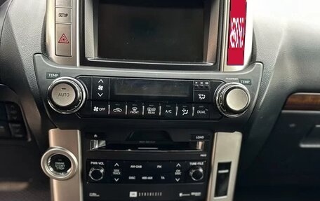 Toyota Land Cruiser Prado 150 рестайлинг 2, 2010 год, 3 090 000 рублей, 22 фотография