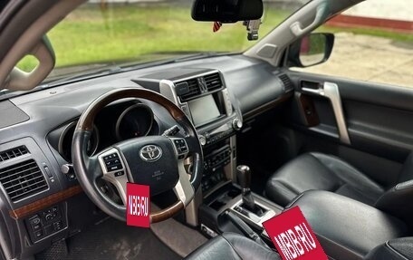 Toyota Land Cruiser Prado 150 рестайлинг 2, 2010 год, 3 090 000 рублей, 17 фотография