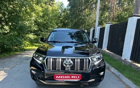 Toyota Land Cruiser Prado 150 рестайлинг 2, 2015 год, 2 980 000 рублей, 3 фотография