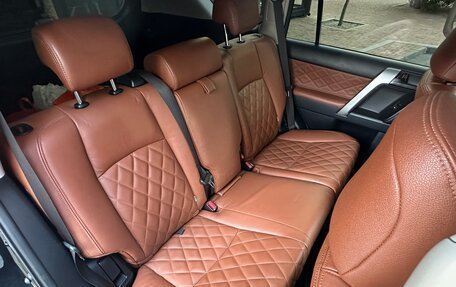 Toyota Land Cruiser Prado 150 рестайлинг 2, 2015 год, 2 980 000 рублей, 8 фотография