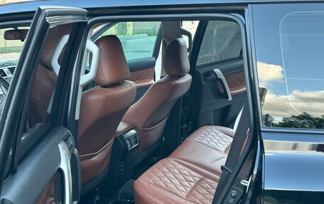Toyota Land Cruiser Prado 150 рестайлинг 2, 2015 год, 2 980 000 рублей, 10 фотография