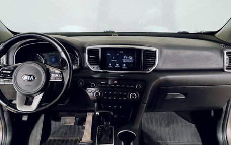 KIA Sportage IV рестайлинг, 2019 год, 2 350 000 рублей, 10 фотография