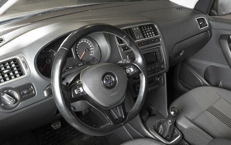 Volkswagen Polo VI (EU Market), 2016 год, 1 184 748 рублей, 3 фотография