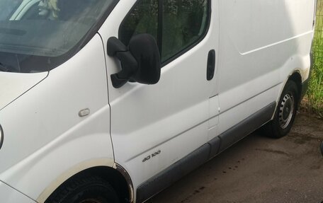 Renault Trafic, 2002 год, 550 000 рублей, 3 фотография