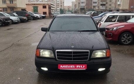 Mercedes-Benz C-Класс, 1995 год, 310 000 рублей, 2 фотография