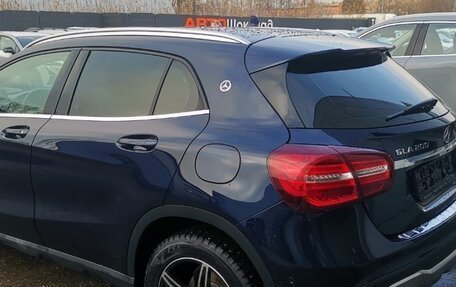 Mercedes-Benz GLA, 2018 год, 2 600 000 рублей, 7 фотография