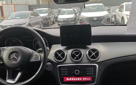 Mercedes-Benz GLA, 2018 год, 2 600 000 рублей, 2 фотография
