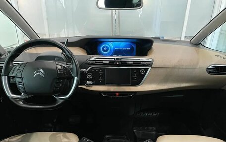 Citroen C4 Picasso II рестайлинг, 2016 год, 1 199 000 рублей, 5 фотография