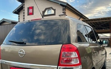 Opel Zafira B, 2013 год, 900 000 рублей, 7 фотография